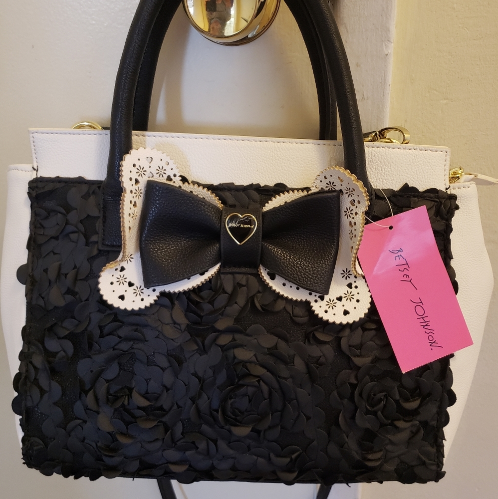 Women's purse